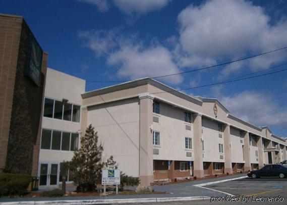 Quality Inn & Conference Center Maple Shade Εξωτερικό φωτογραφία