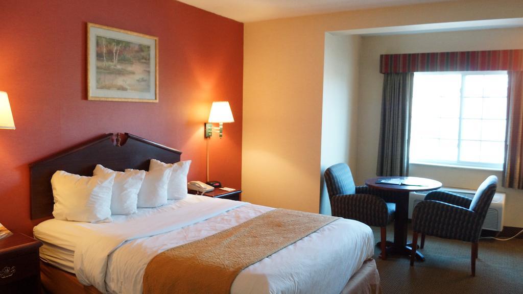 Quality Inn & Conference Center Maple Shade Δωμάτιο φωτογραφία