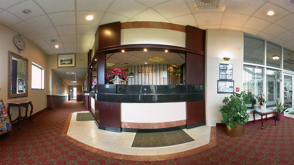 Quality Inn & Conference Center Maple Shade Εξωτερικό φωτογραφία