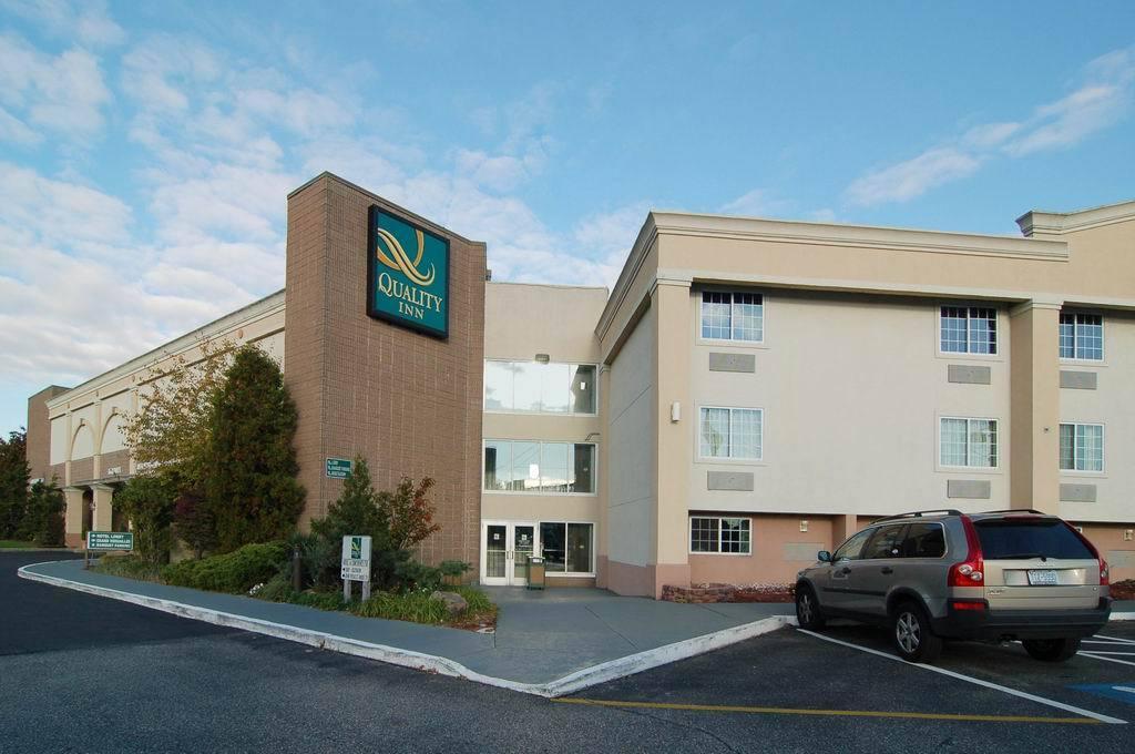 Quality Inn & Conference Center Maple Shade Εξωτερικό φωτογραφία