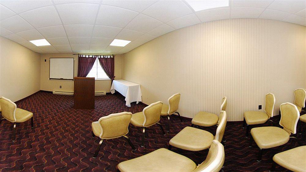 Quality Inn & Conference Center Maple Shade Εξωτερικό φωτογραφία